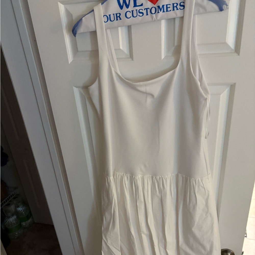 Abercrombie & Fitch White dress NWOT